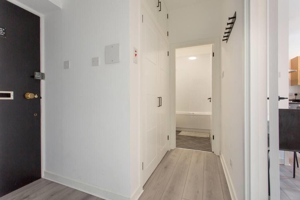 Modern & Bright 1 Bed For 4 Close To City Centre! Apartamento Edimburgo Exterior foto