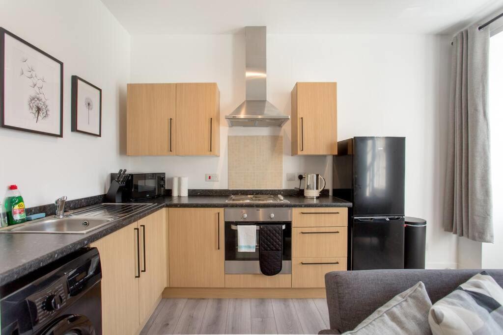 Modern & Bright 1 Bed For 4 Close To City Centre! Apartamento Edimburgo Exterior foto